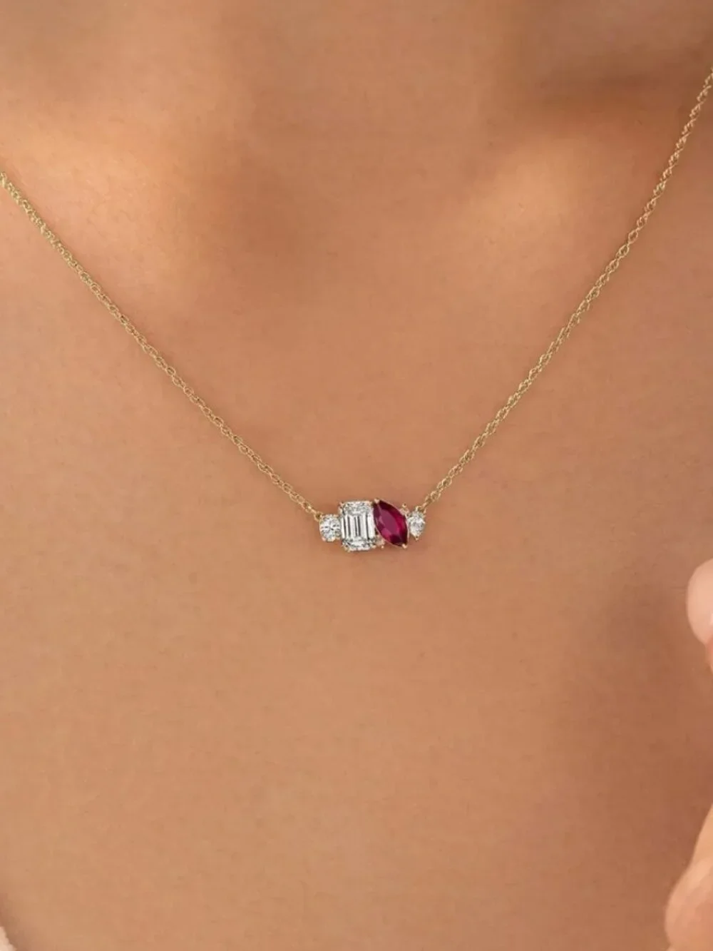 Birthstone pendant necklace